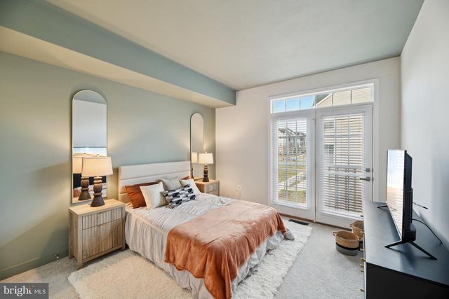 10960 PRESIDENTIAL PKWY, Upper Marlboro, MD 20772