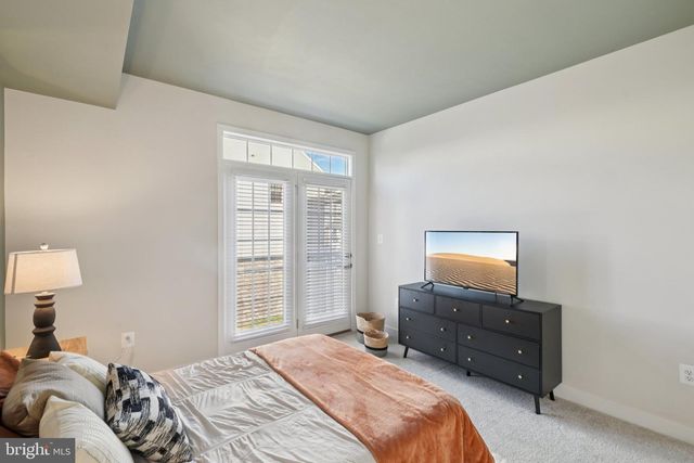 10960 PRESIDENTIAL PKWY, Upper Marlboro, MD 20772