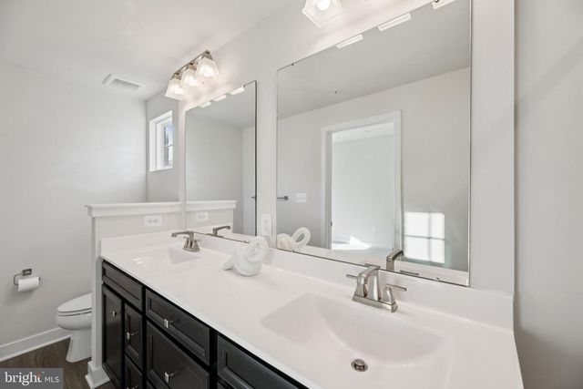 10960 PRESIDENTIAL PKWY, Upper Marlboro, MD 20772