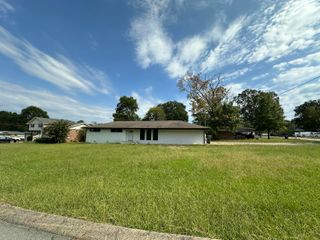 47 Elaine Circle, Fort Oglethorpe, GA 30742