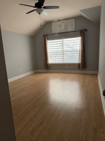 4442 Sharpsburg Drive, Grand Prairie, TX 75052