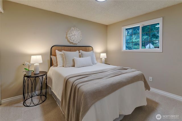 25318 182nd Avenue SE, Covington, WA 98042