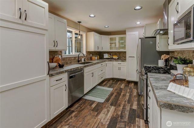 25318 182nd Avenue SE, Covington, WA 98042