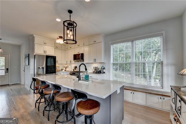 6980 Diana Circle, Gainesville, GA 30506