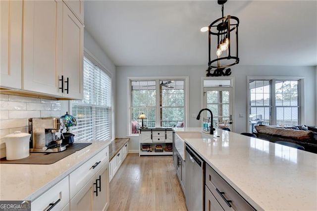6980 Diana Circle, Gainesville, GA 30506