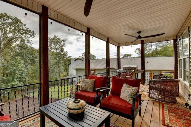6980 Diana Circle, Gainesville, GA 30506