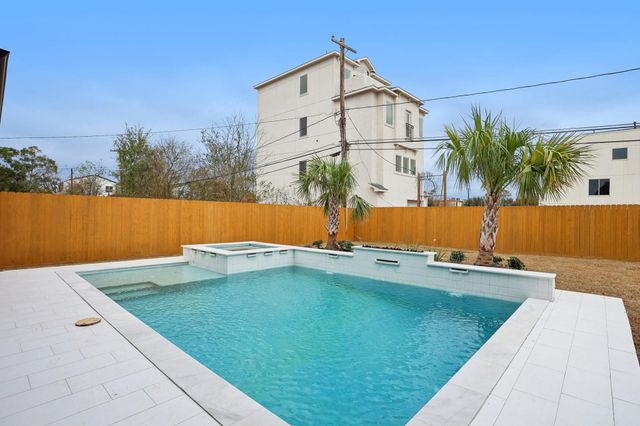 3902 Charleston Street, Houston, TX 77021