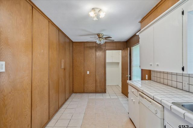 1776 Lazy U Drive, Canton, TX 75103