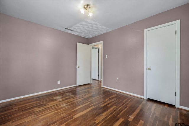 1776 Lazy U Drive, Canton, TX 75103