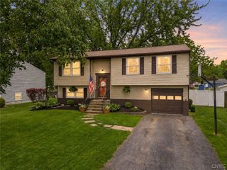 110 Rocky Road, Salina, NY 13090