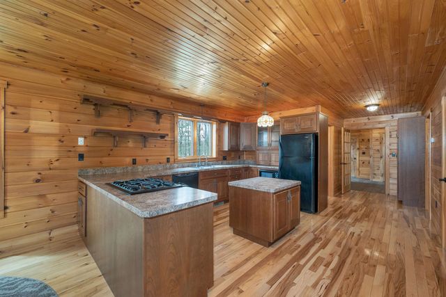 61 Gould Pond Road, Henniker, NH 03242