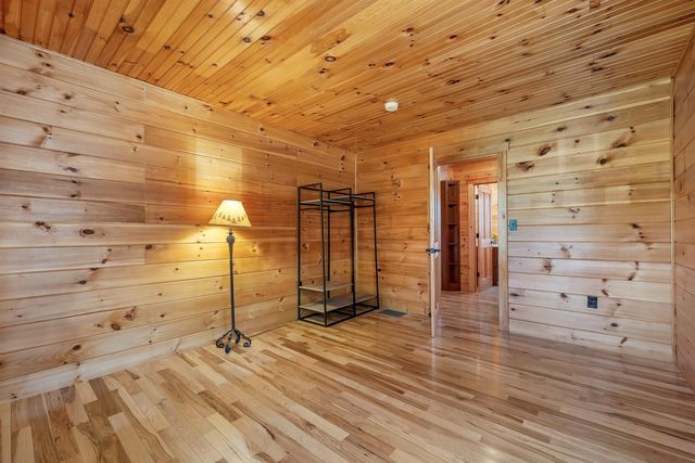 61 Gould Pond Road, Henniker, NH 03242