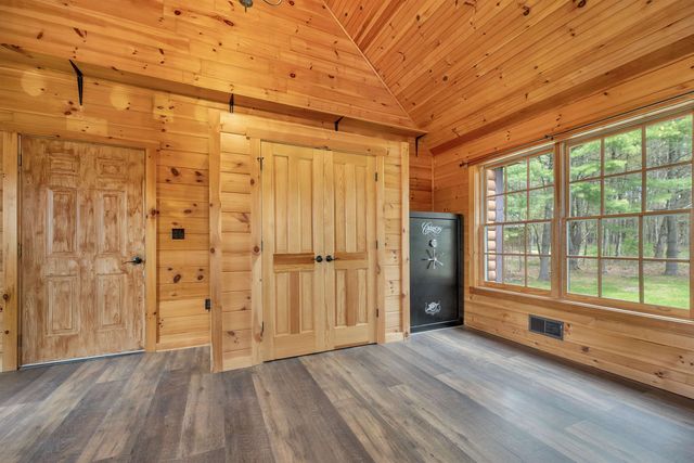 61 Gould Pond Road, Henniker, NH 03242