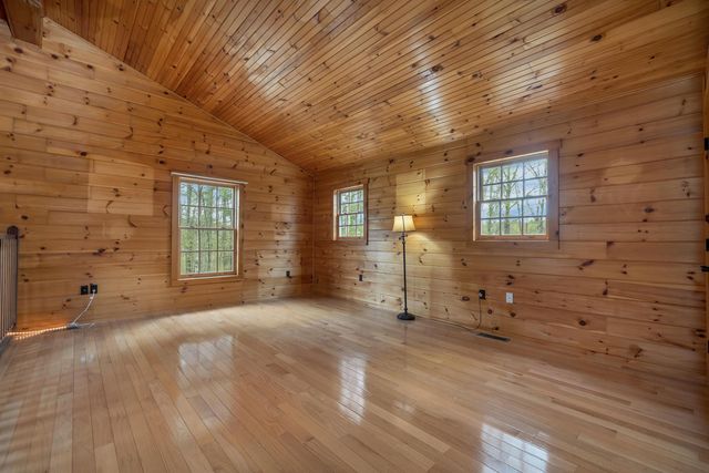 61 Gould Pond Road, Henniker, NH 03242