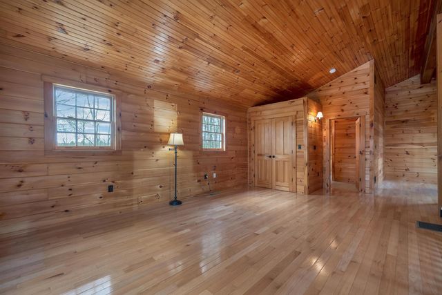 61 Gould Pond Road, Henniker, NH 03242