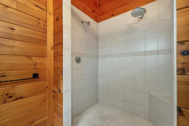 61 Gould Pond Road, Henniker, NH 03242