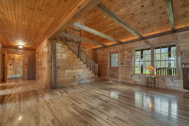 61 Gould Pond Road, Henniker, NH 03242