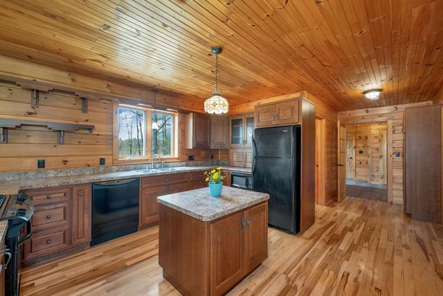 61 Gould Pond Road, Henniker, NH 03242
