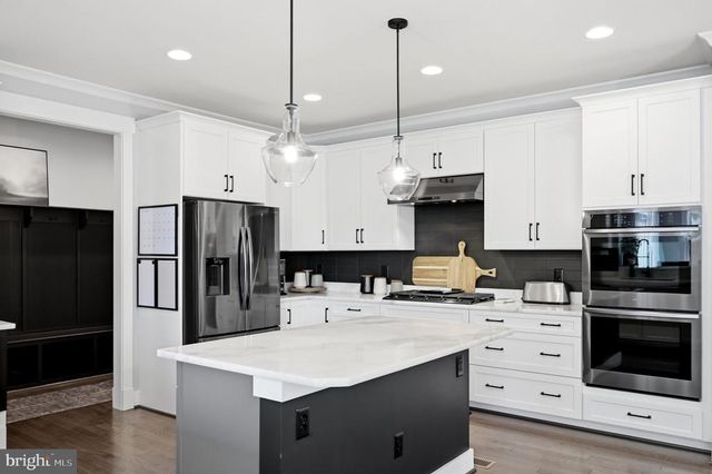 4854 POINT RD, Warrenton, VA 20187
