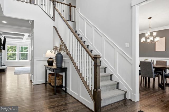 4854 POINT RD, Warrenton, VA 20187