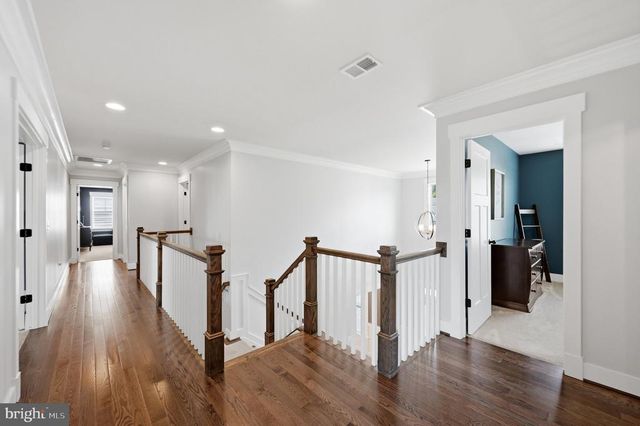 4854 POINT RD, Warrenton, VA 20187