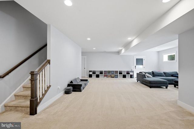 4854 POINT RD, Warrenton, VA 20187