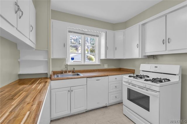 69 West Northrup Place, Buffalo, NY 14214