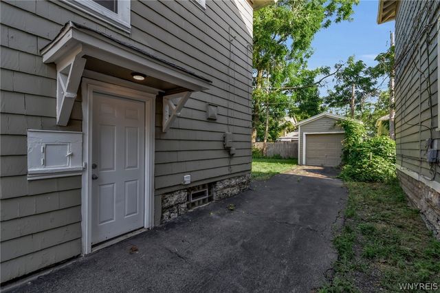 69 West Northrup Place, Buffalo, NY 14214
