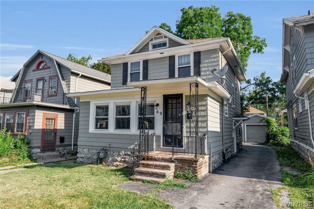 69 West Northrup Place, Buffalo, NY 14214