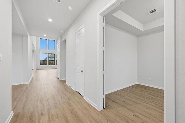 2711 Ametrine Drive, Iowa Colony, TX 77583