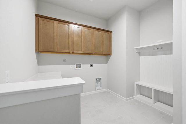 2711 Ametrine Drive, Iowa Colony, TX 77583