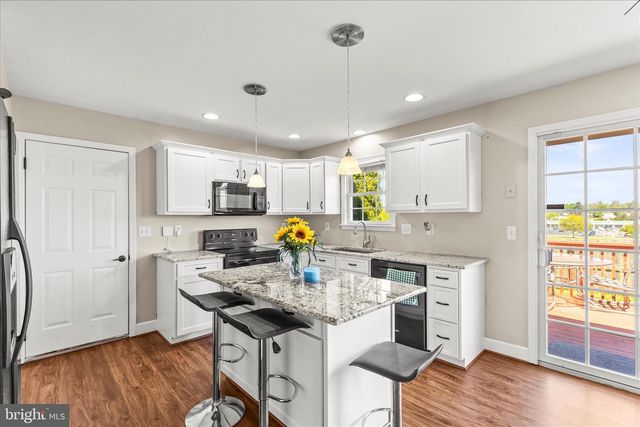1455 WANDA DR, Hanover, PA 17331