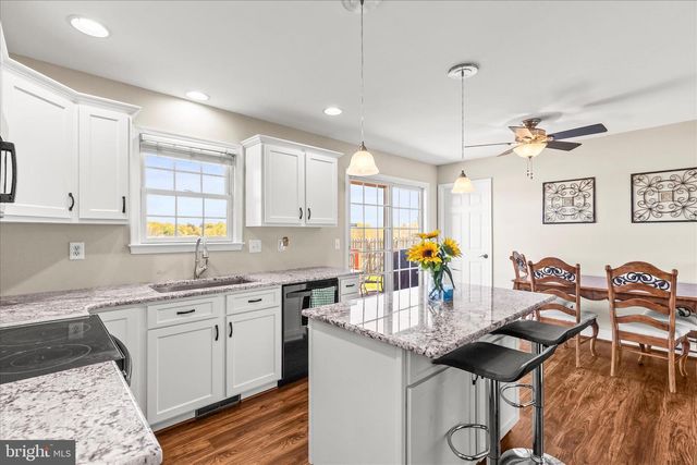 1455 WANDA DR, Hanover, PA 17331