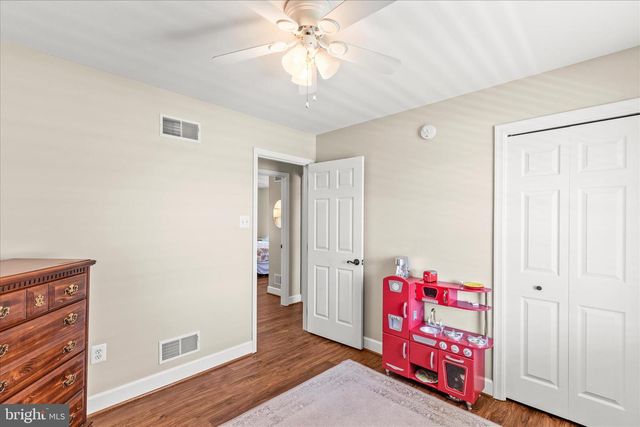 1455 WANDA DR, Hanover, PA 17331