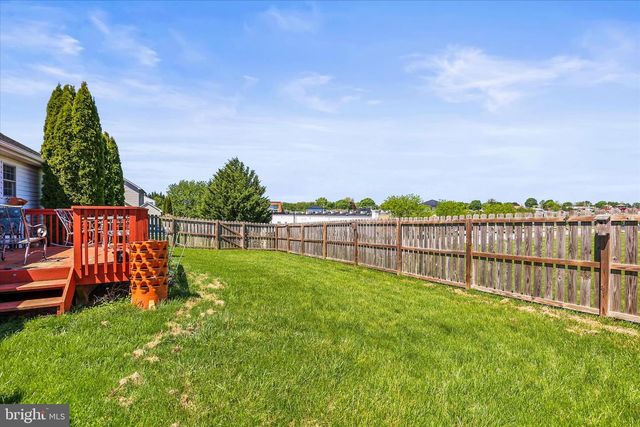 1455 WANDA DR, Hanover, PA 17331