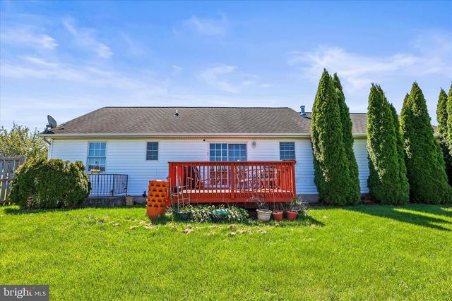 1455 WANDA DR, Hanover, PA 17331