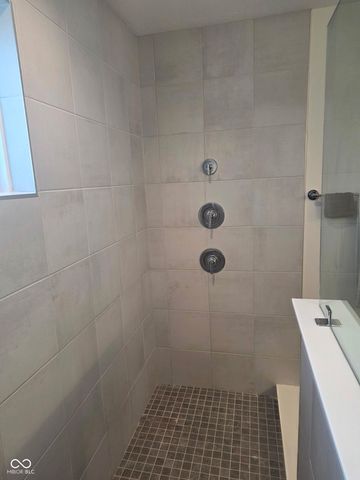 6905 Pine Vail Boulevard, Mccordsville, IN 46055