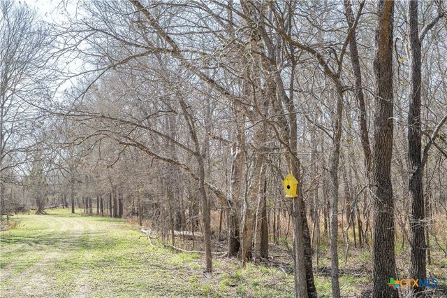 5672 Fm 86, Luling, TX 78648