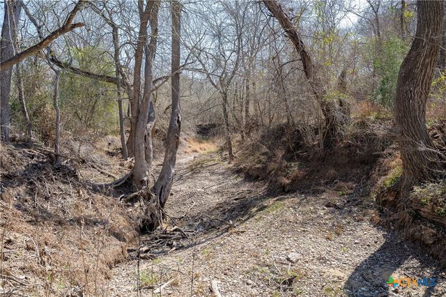 5672 Fm 86, Luling, TX 78648