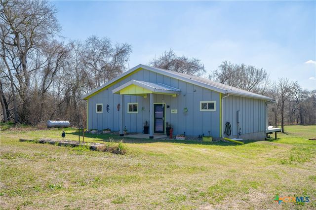 5672 Fm 86, Luling, TX 78648