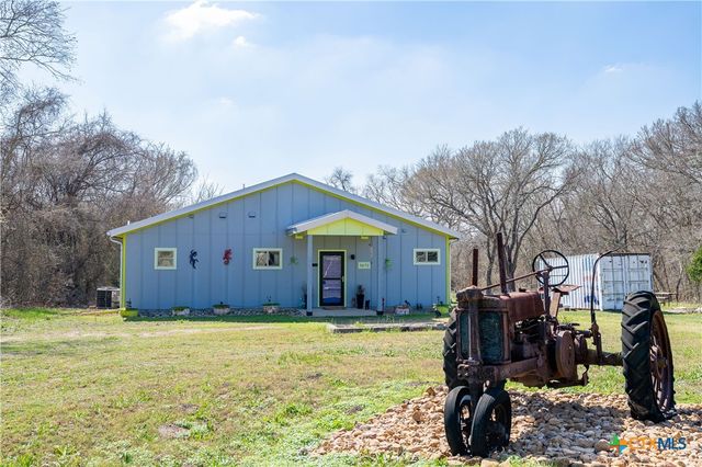 5672 Fm 86, Luling, TX 78648