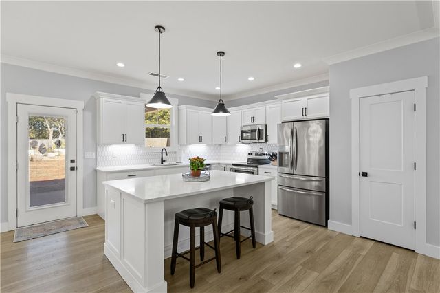 3 Sunset Court, Williamston, SC 29697