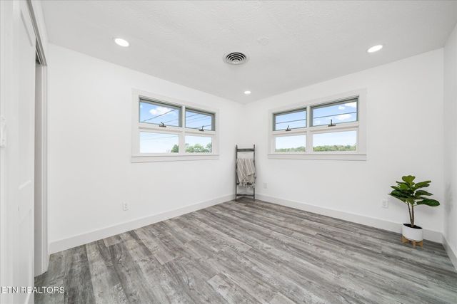 8903 US-127, Crossville, TN 38571