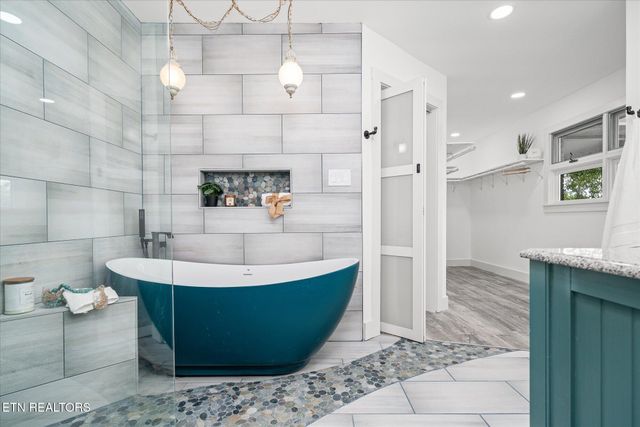 8903 US-127, Crossville, TN 38571