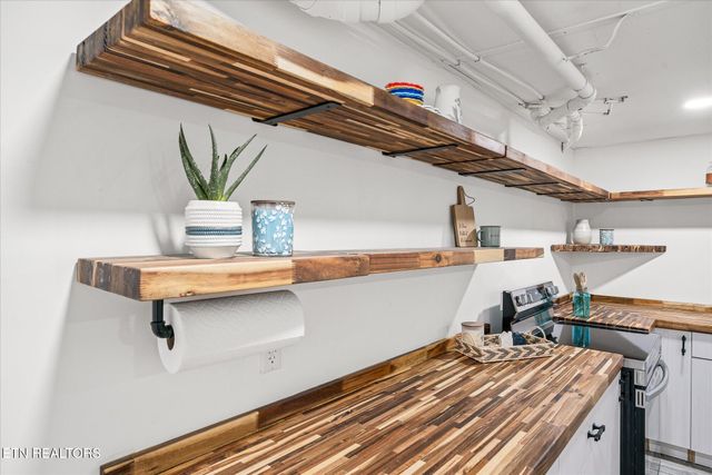 8903 US-127, Crossville, TN 38571