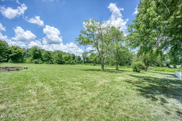 8903 US-127, Crossville, TN 38571