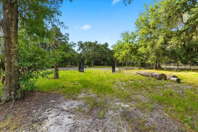 1425 PIONEER DRIVE, Lakeland, FL 33809