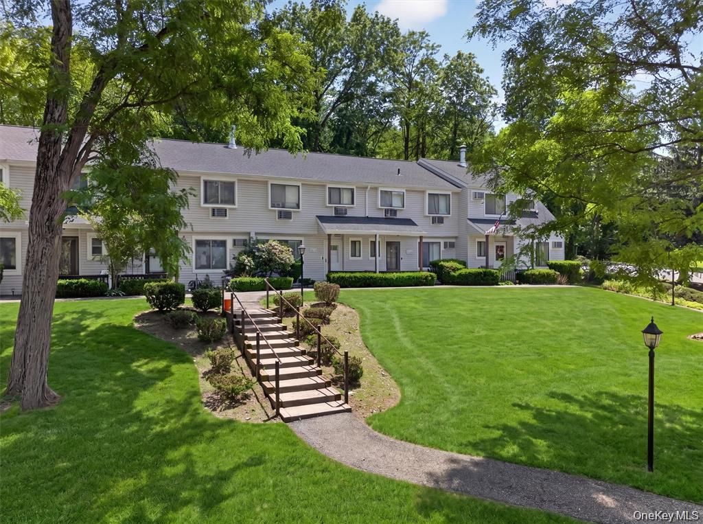 607 Mountain Laurel Drive, Monroe, NY 10950 — photo 4