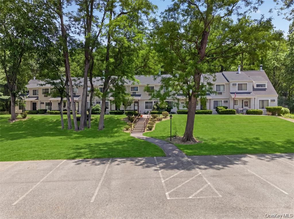 607 Mountain Laurel Drive, Monroe, NY 10950 — photo 5