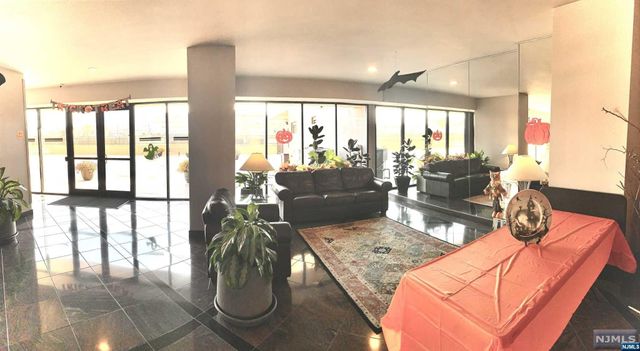2150 Center Avenue 6E, Fort Lee, NJ 07024